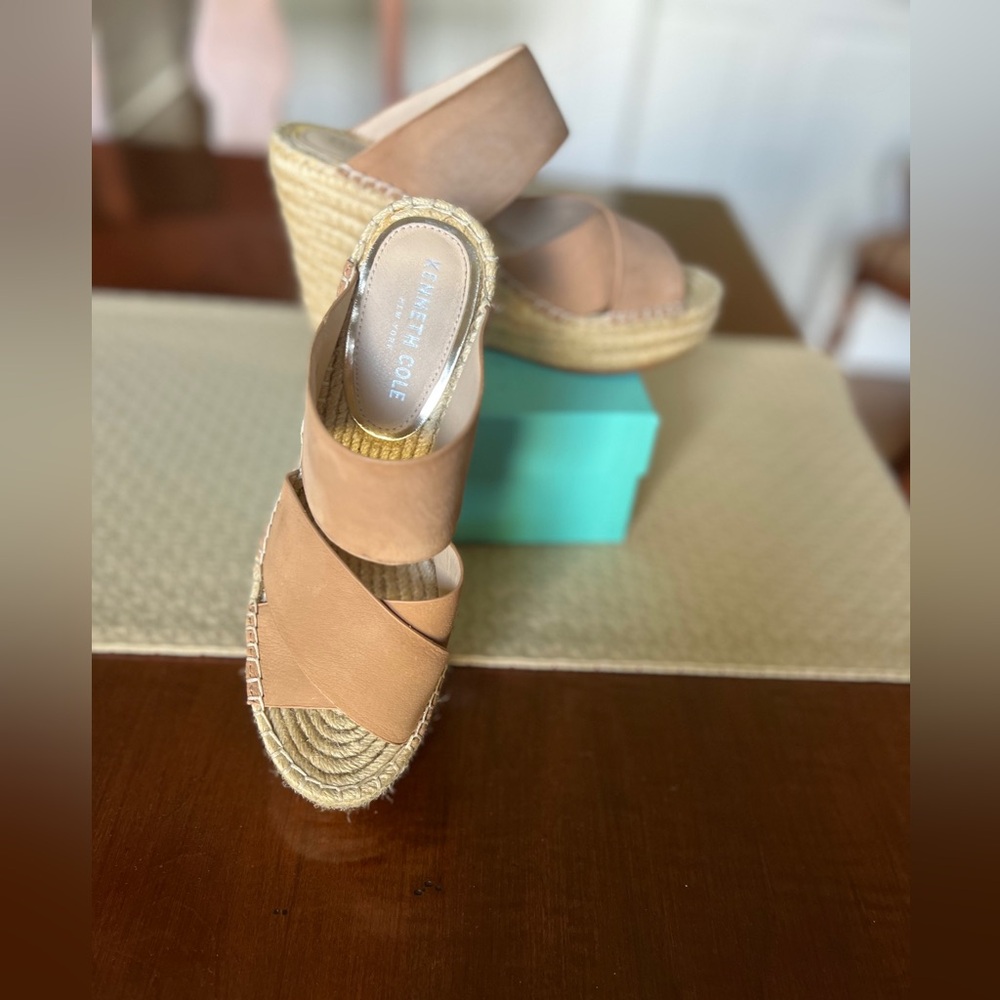 Kenneth Cole New York Olivia X Band Wedge Sz 7.5 - Picture 7 of 16